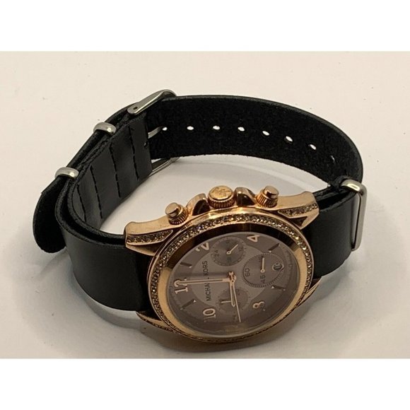 Michael Kors MK5943 Women Black Leather Analog Ros main image 5